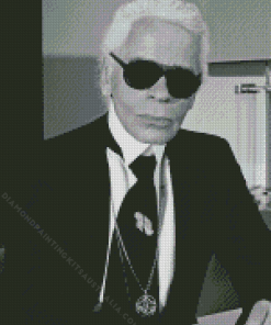 Monochrome Karl Lagerfeld Diamond Painting