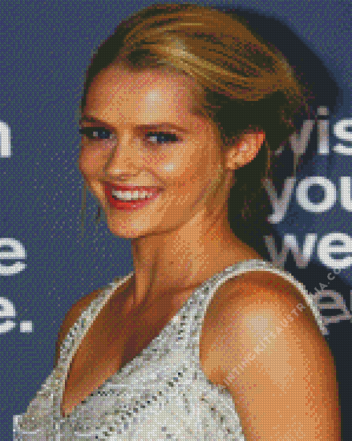 Teresa Palmer Smiling Diamond Painting