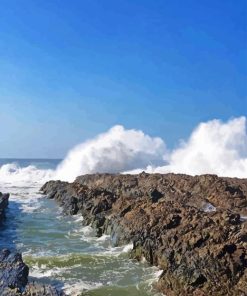 Waves Over Rock Diamond Painting