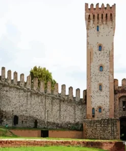 Italy Carrara Castle Diamond Painting